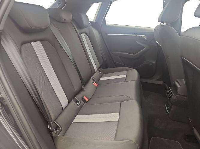 A3 Sportback 40 TFSIe 204 S Tronic 6