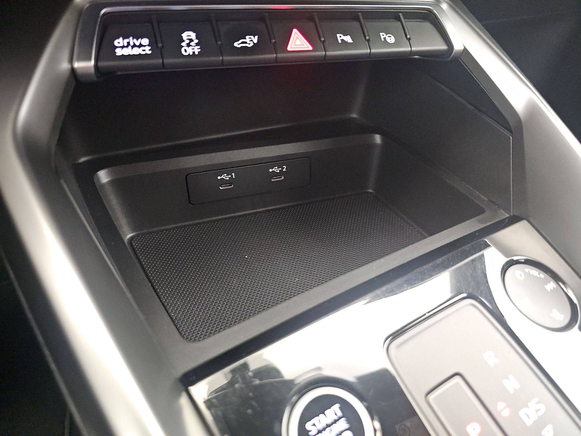 A3 Sportback 40 TFSIe 204 S Tronic 6