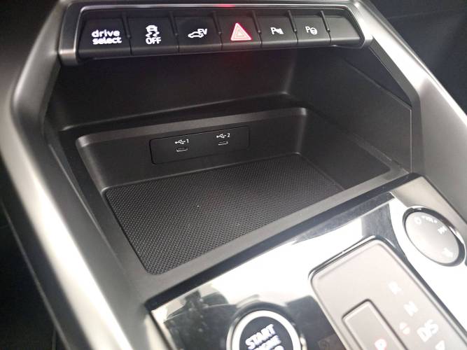 A3 Sportback 40 TFSIe 204 S Tronic 6