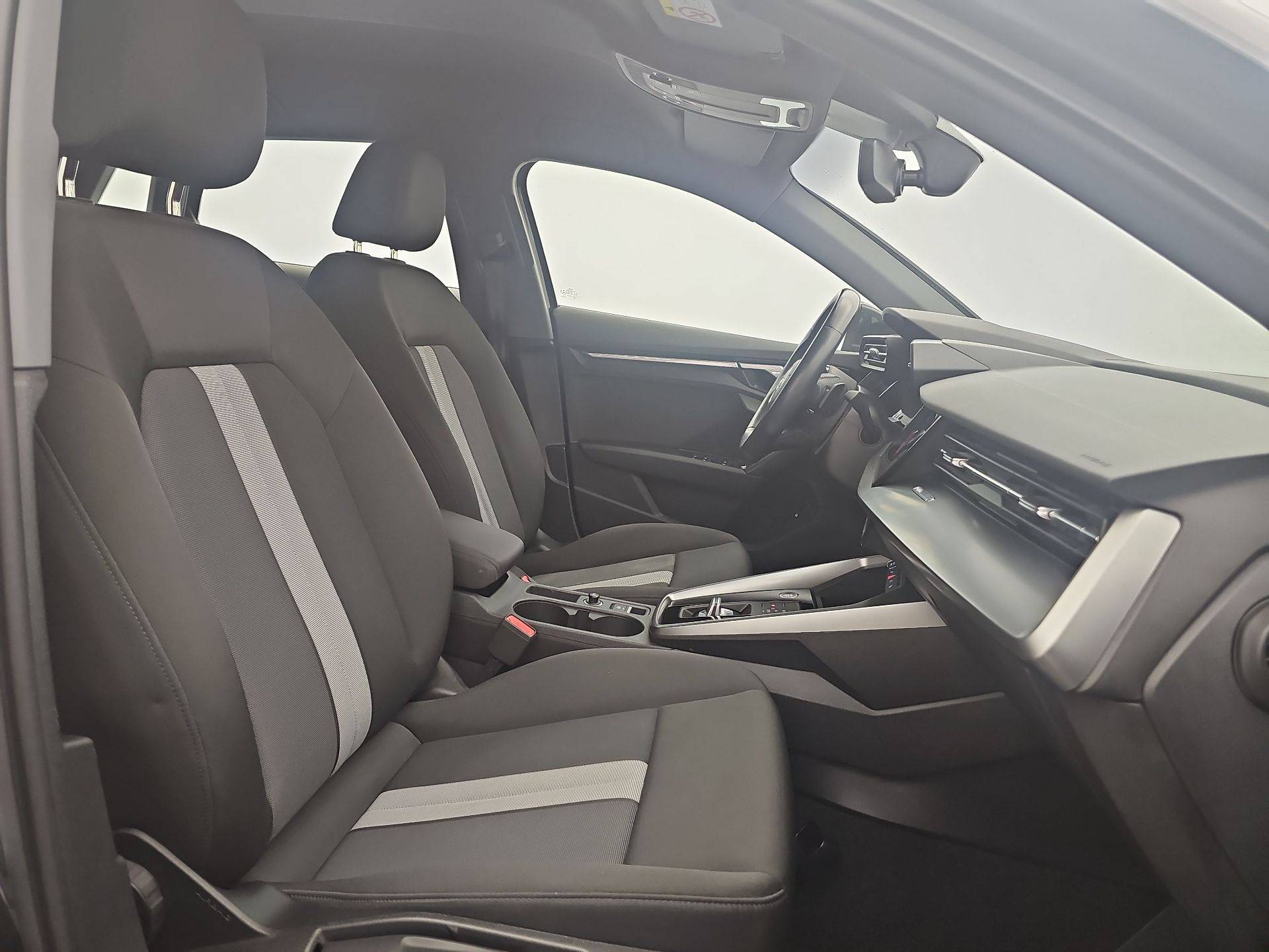 A3 Sportback 40 TFSIe 204 S Tronic 6