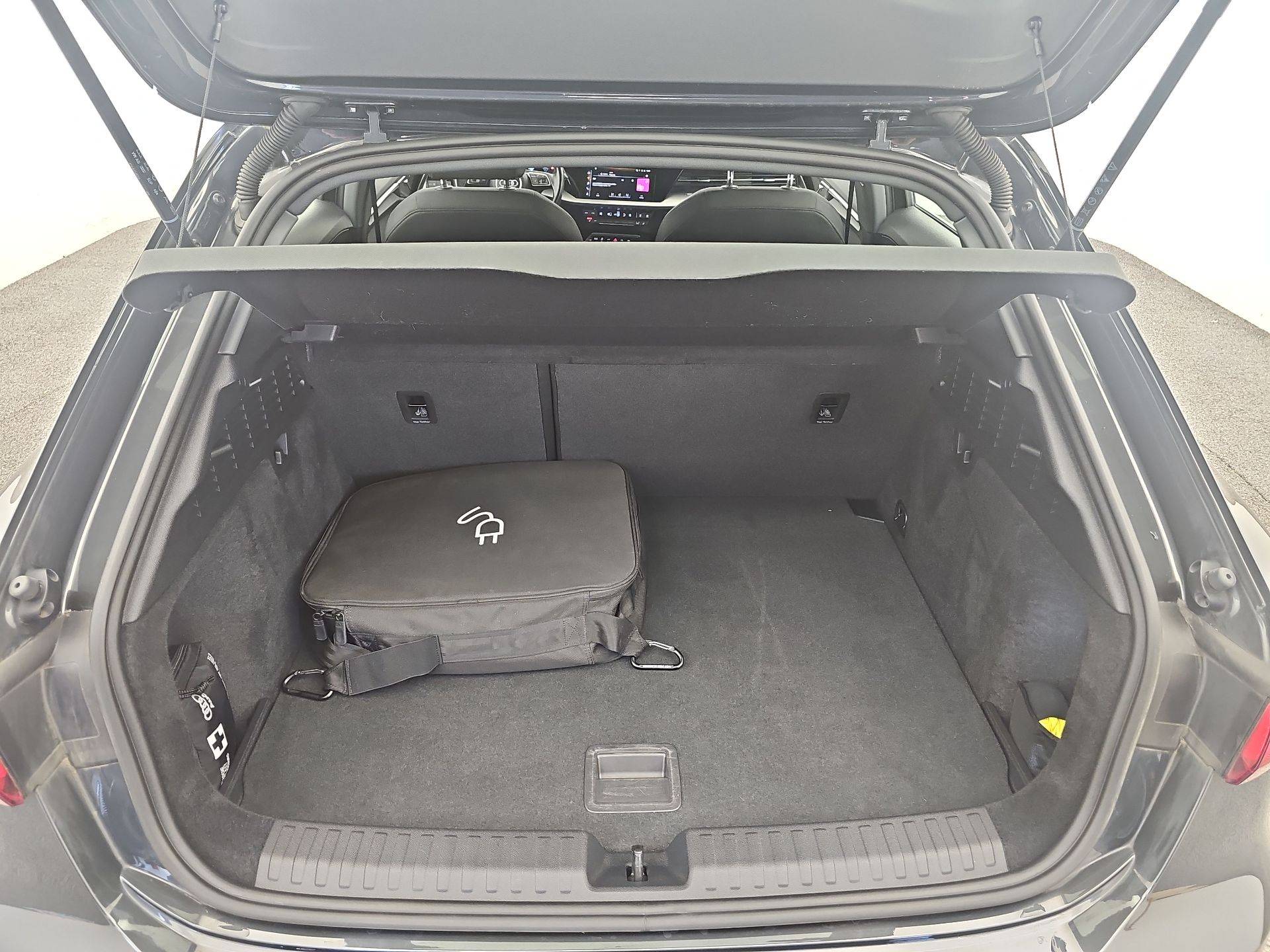 A3 Sportback 40 TFSIe 204 S Tronic 6