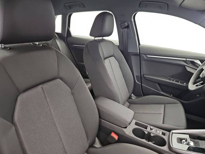 A3 Sportback 40 TFSIe 204 S Tronic 6