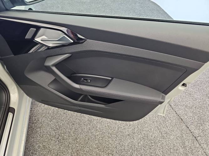 A1 Sportback 30 TFSI 116 ch S tronic 7