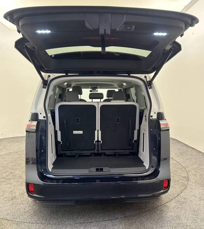 ID. Buzz 286 ch Pro 7 places