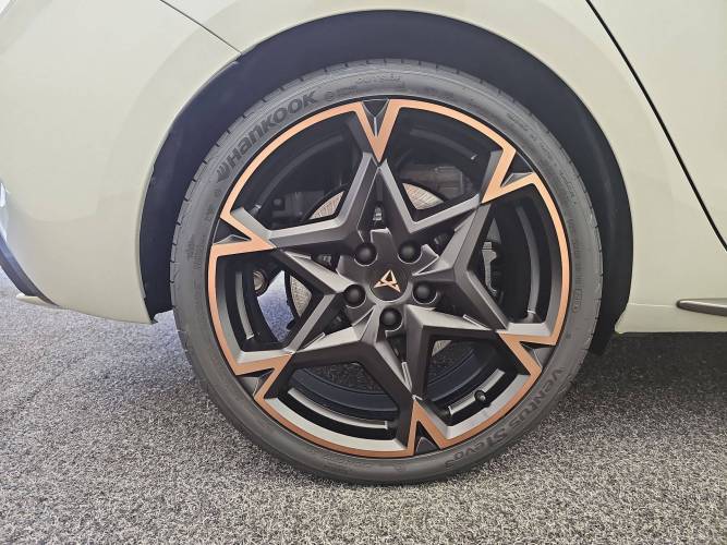 Leon eHybrid 272 ch DSG6