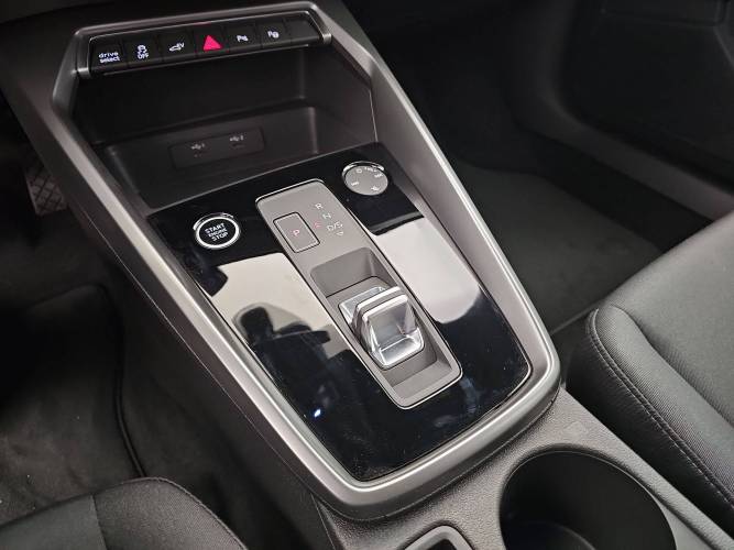 A3 Sportback 40 TFSIe 204 S Tronic 6