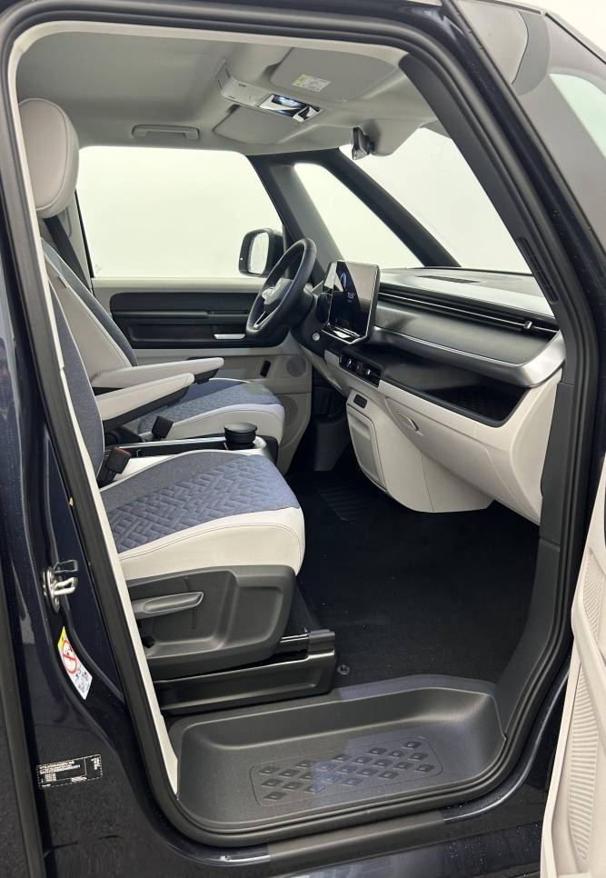 ID. Buzz 286 ch Pro 7 places