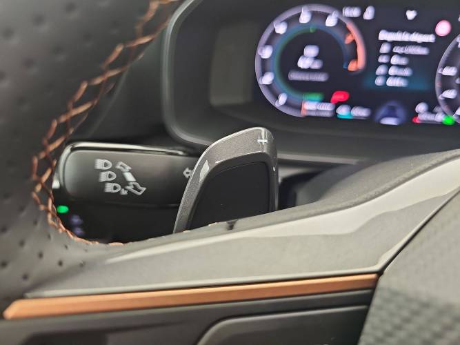 Leon eHybrid 272 ch DSG6