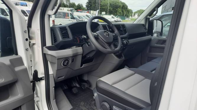 CRAFTER VAN 30 L3H3 2.0 TDI 140 CH