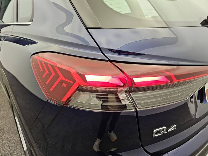 Q4 e-tron 45 285 ch 82 kWh