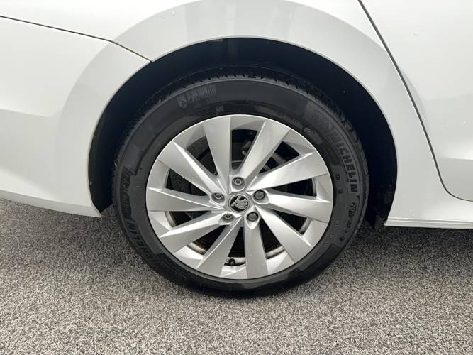 Octavia 1.0 TSI mHEV e-TEC 110 ch DSG7