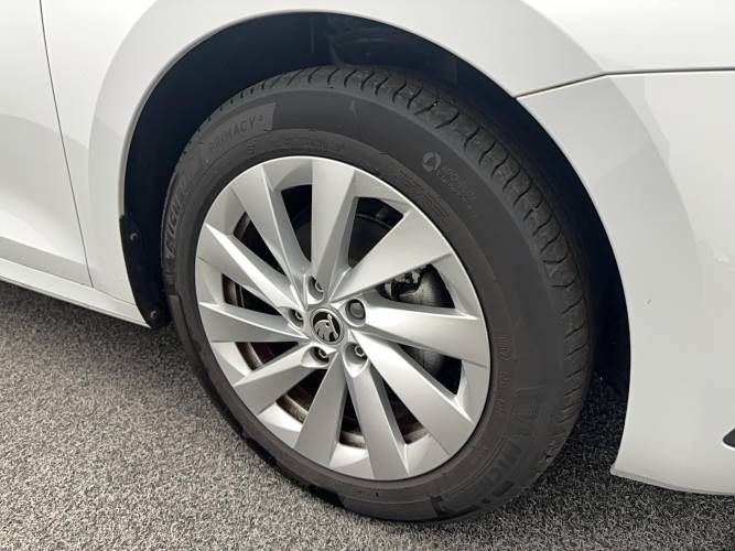 Octavia 1.0 TSI mHEV e-TEC 110 ch DSG7