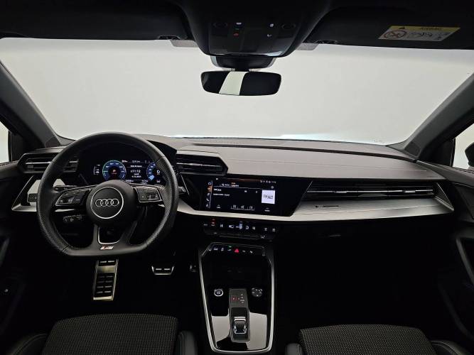 A3 Sportback 40 TFSIe 204 S Tronic 6