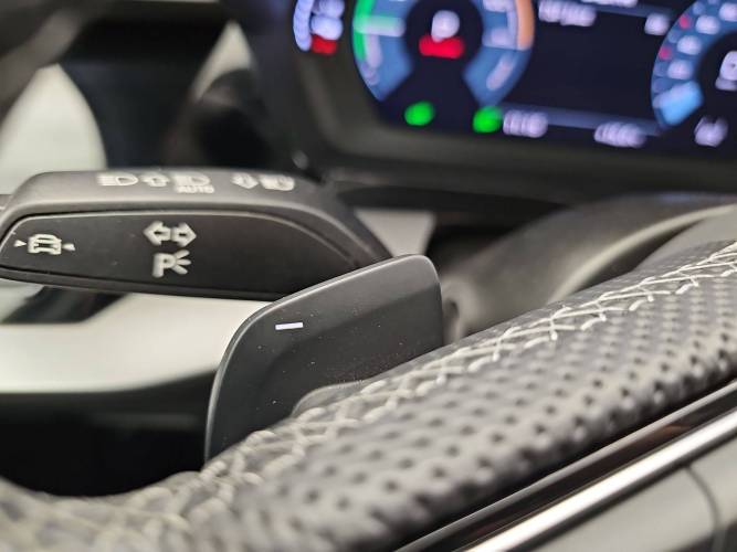 A3 Sportback 40 TFSIe 204 S Tronic 6