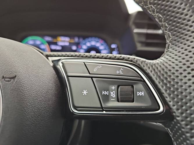 A3 Sportback 40 TFSIe 204 S Tronic 6