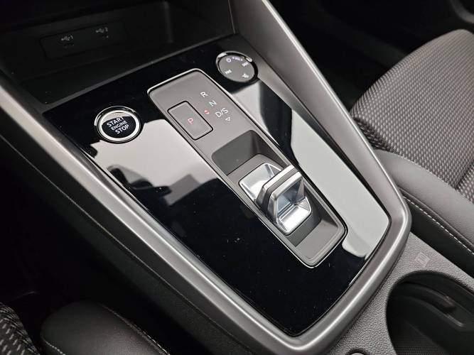 A3 Sportback 40 TFSIe 204 S Tronic 6