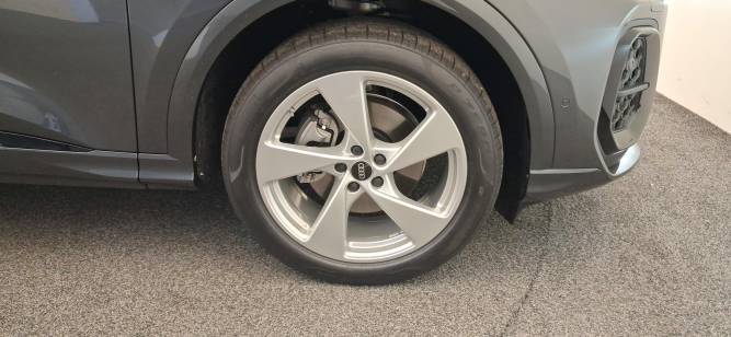 Q5 TFSI 204 ch Hybride S tronic 7