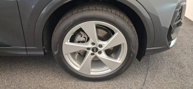 Q5 TFSI 204 ch Hybride S tronic 7