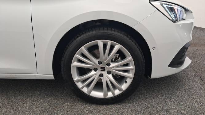 Leon 1.5 eTSI Hybrid 115 DSG7