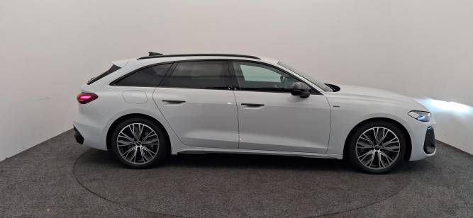 A5 Avant e-hybrid 299 ch S tronic 7 Quattro