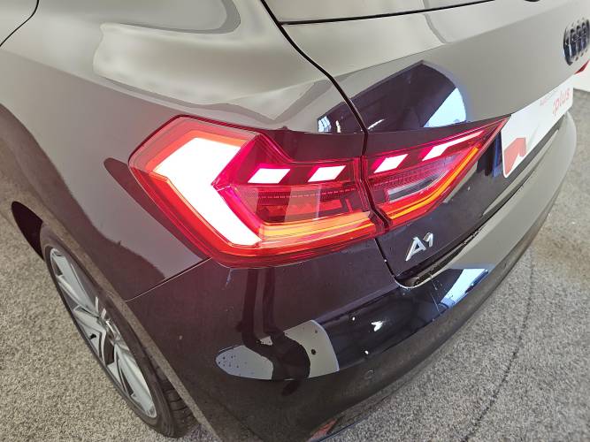 A1 Sportback 30 TFSI 116 ch S tronic 7