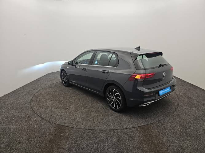 Golf 1.5 eTSI OPF 130 DSG7