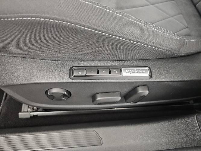 Golf 1.5 eTSI OPF 130 DSG7