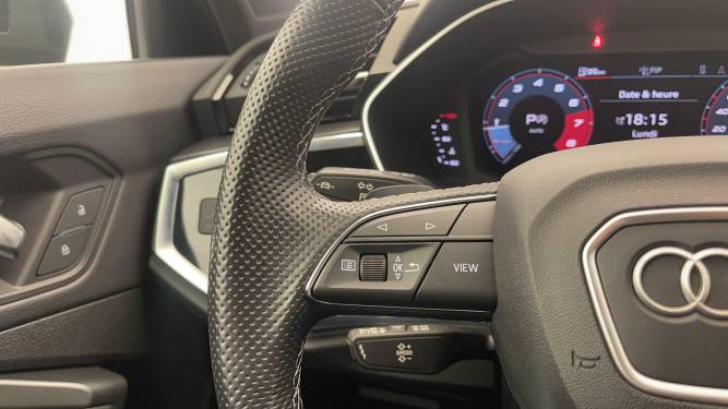 Q3 35 TFSI 150 ch S tronic 7