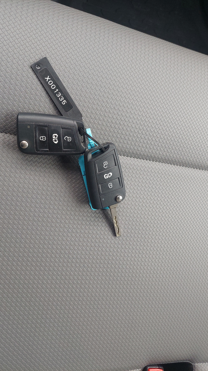 TRANSPORTER 6.1 VAN L1H1 2.0 TDI 150 DSG7