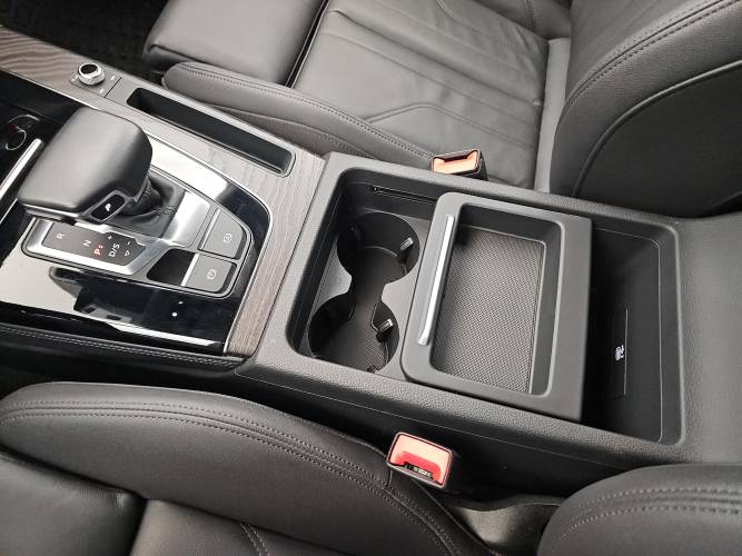 Q5 Sportback 50 TFSIe 299 S tronic 7 Quattro