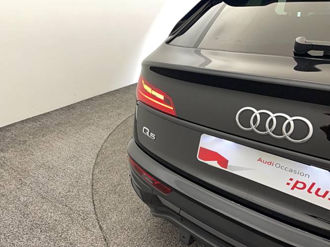 Q5 Sportback 55 TFSIe 367 S tronic 7 Quattro