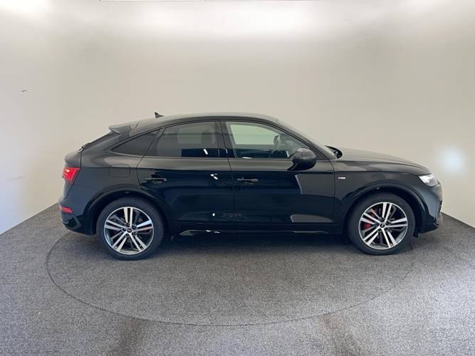 Q5 Sportback 55 TFSIe 367 S tronic 7 Quattro