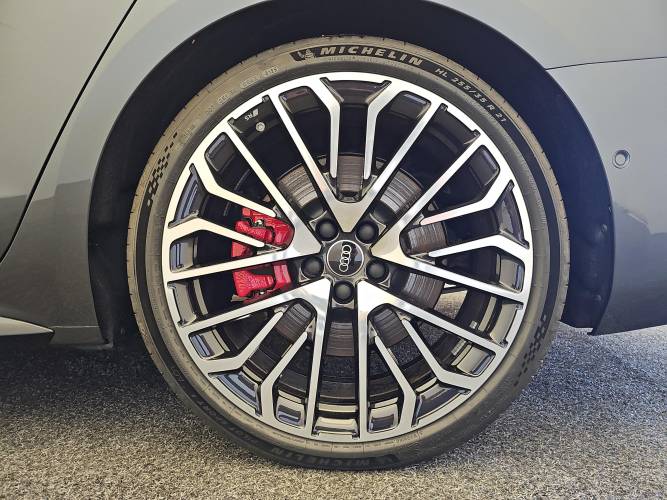 A6 Avant e-hybrid 367 ch S tronic 7 Quattro