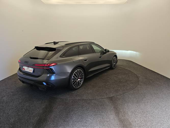 A6 Avant e-hybrid 367 ch S tronic 7 Quattro