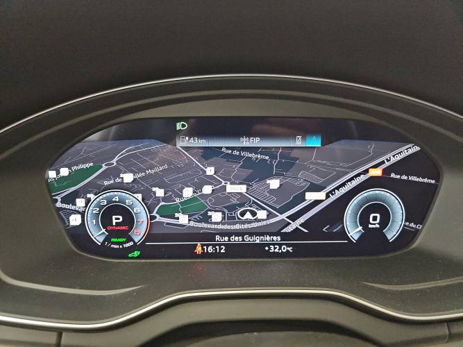 Q5 Sportback 55 TFSIe 367 S tronic 7 Quattro