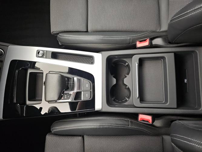 Q5 Sportback 55 TFSIe 367 S tronic 7 Quattro