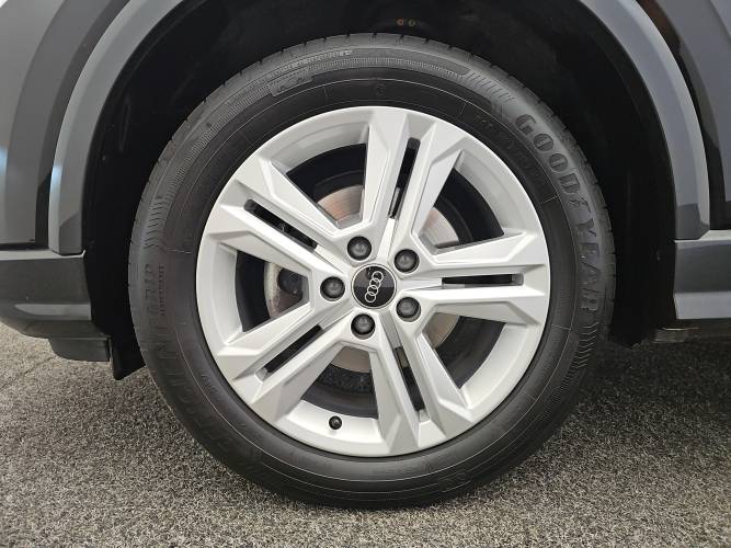 Q2 30 TFSI 110 BVM6