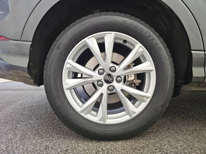 Q3 45 TFSIe 245 ch S tronic 6