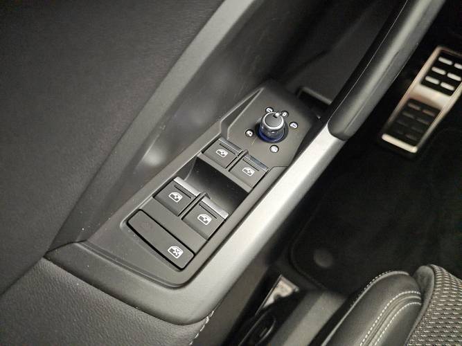 Q3 45 TFSIe 245 ch S tronic 6