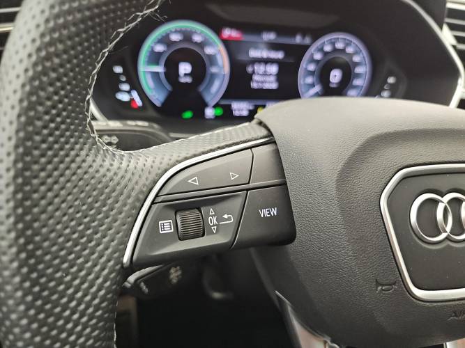 Q3 45 TFSIe 245 ch S tronic 6