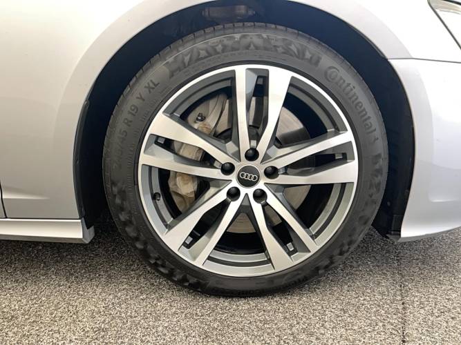 A6 Avant 50 TFSIe 299 ch S tronic 7 Quattro