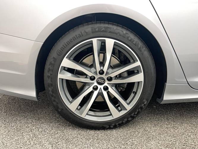 A6 Avant 50 TFSIe 299 ch S tronic 7 Quattro