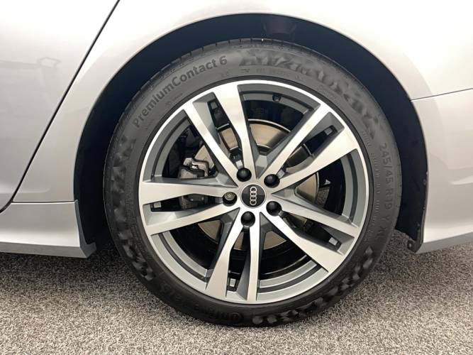 A6 Avant 50 TFSIe 299 ch S tronic 7 Quattro