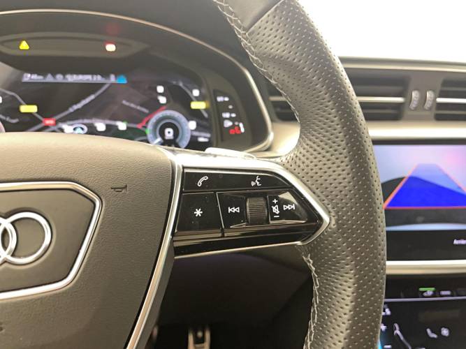 A6 Avant 50 TFSIe 299 ch S tronic 7 Quattro