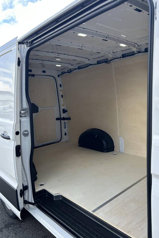 CRAFTER VAN 30 L3H3 2.0 TDI 140 CH