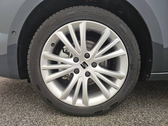 Leon 1.5 eTSI Hybrid 115 DSG7