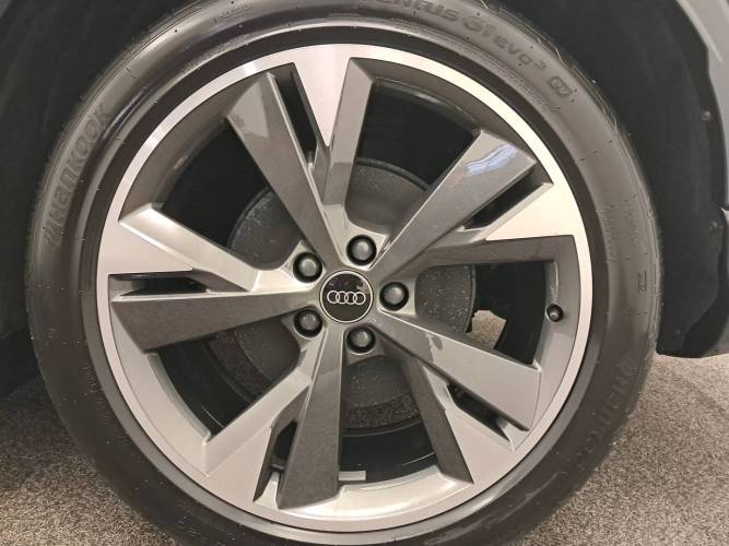 Q4 e-tron 45 285 ch 82 kWh