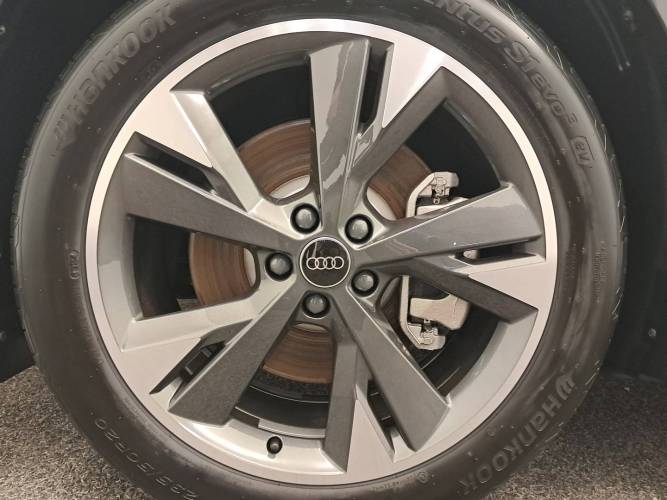 Q4 e-tron 45 285 ch 82 kWh