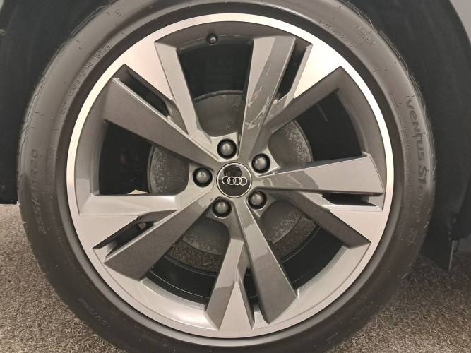 Q4 e-tron 45 285 ch 82 kWh