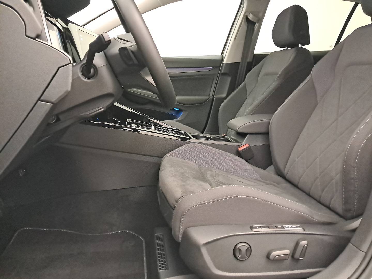 Golf 1.5 eTSI OPF 130 DSG7